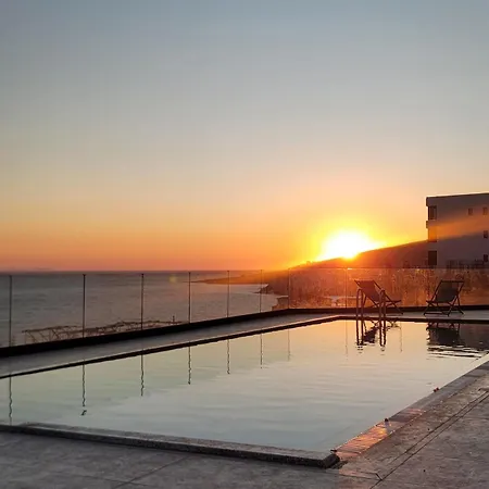 Sea Breeze - Panoramic View & Pool Apartmán Sarandë